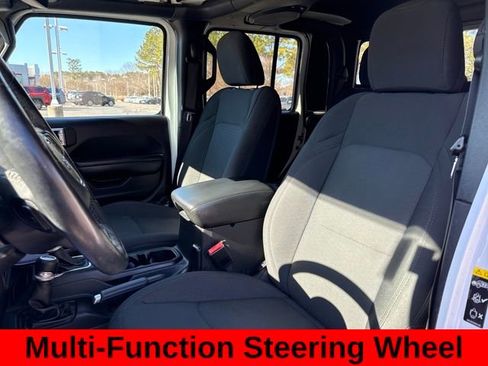 Used 2021 Jeep Gladiator Willys image 14