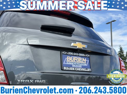 Used 2020 Chevrolet Trax LS w/ Tint and Cruise Package AWD/4WD image 32