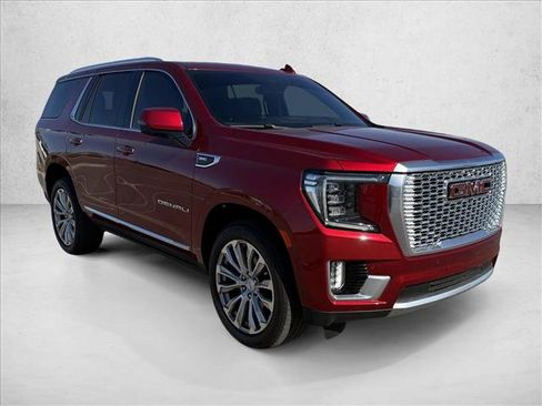 Used 2023 GMC Yukon Denali image 3
