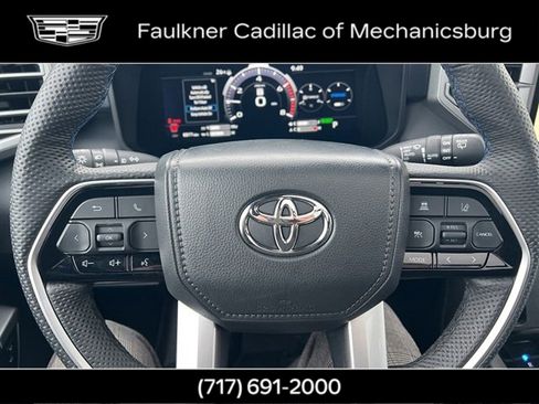 Used 2025 Toyota Sequoia Platinum image 26