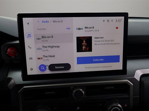 Certified 2025 Toyota 4Runner TRD Off-Road Premium image 25