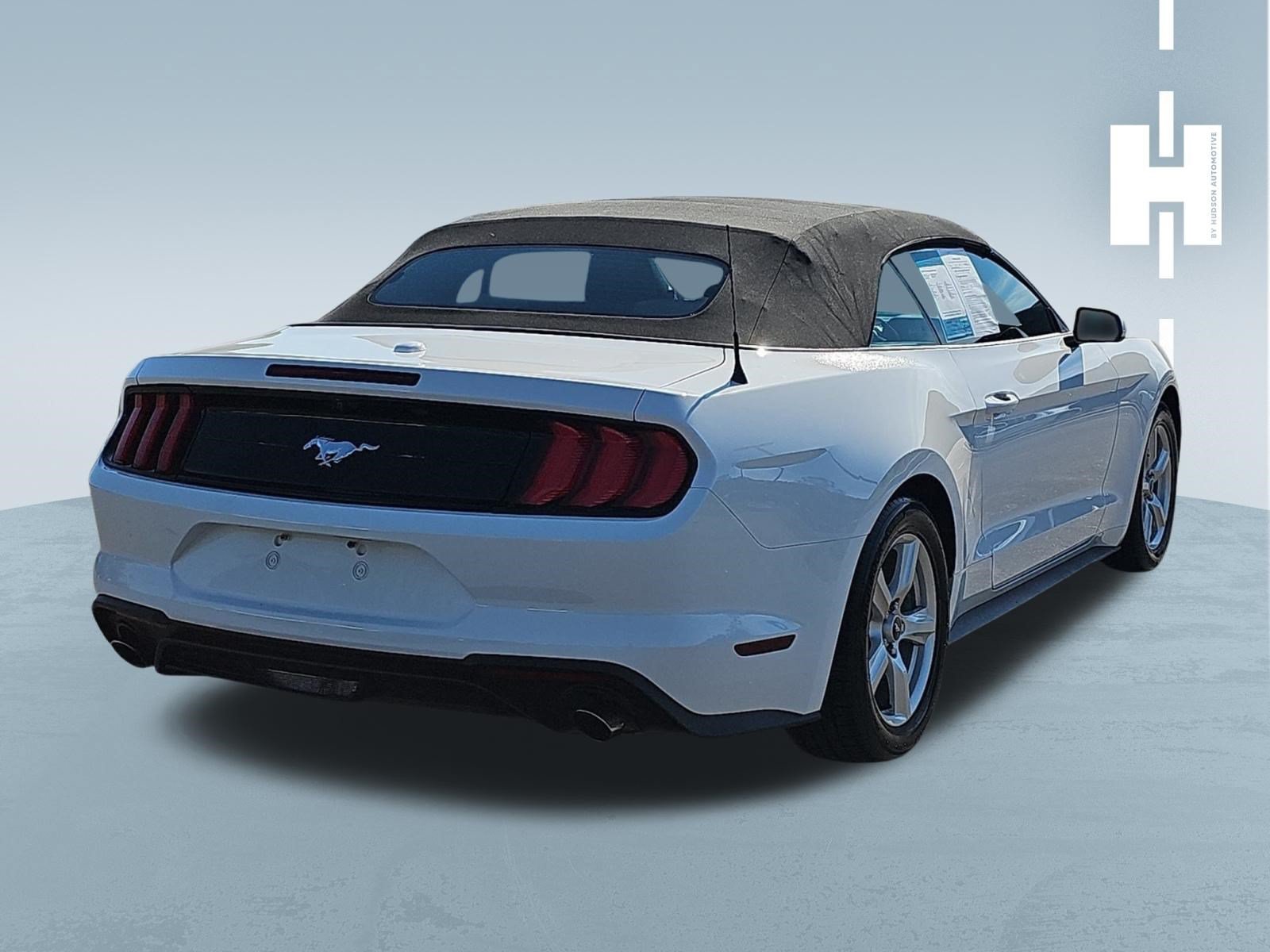 Used 2019 Ford Mustang Convertible RWD image 4