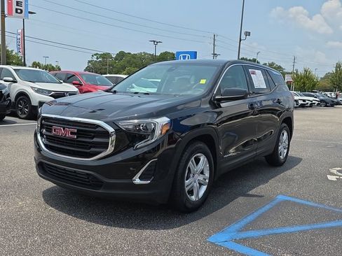 Used 2020 GMC Terrain SLE FWD image 8