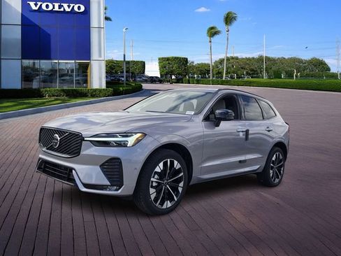New 2026 Volvo XC60 B5 Plus image 3