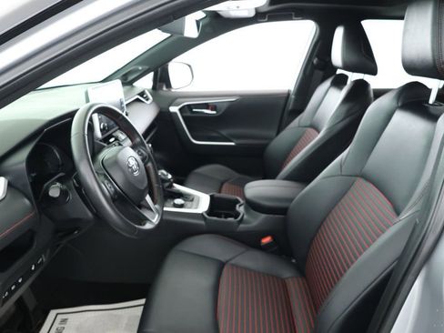 Used 2022 Toyota RAV4 XSE image 18