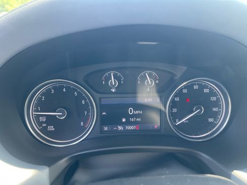 Used 2023 Buick Enclave Essence w/ Experience Buick Package FWD image 16