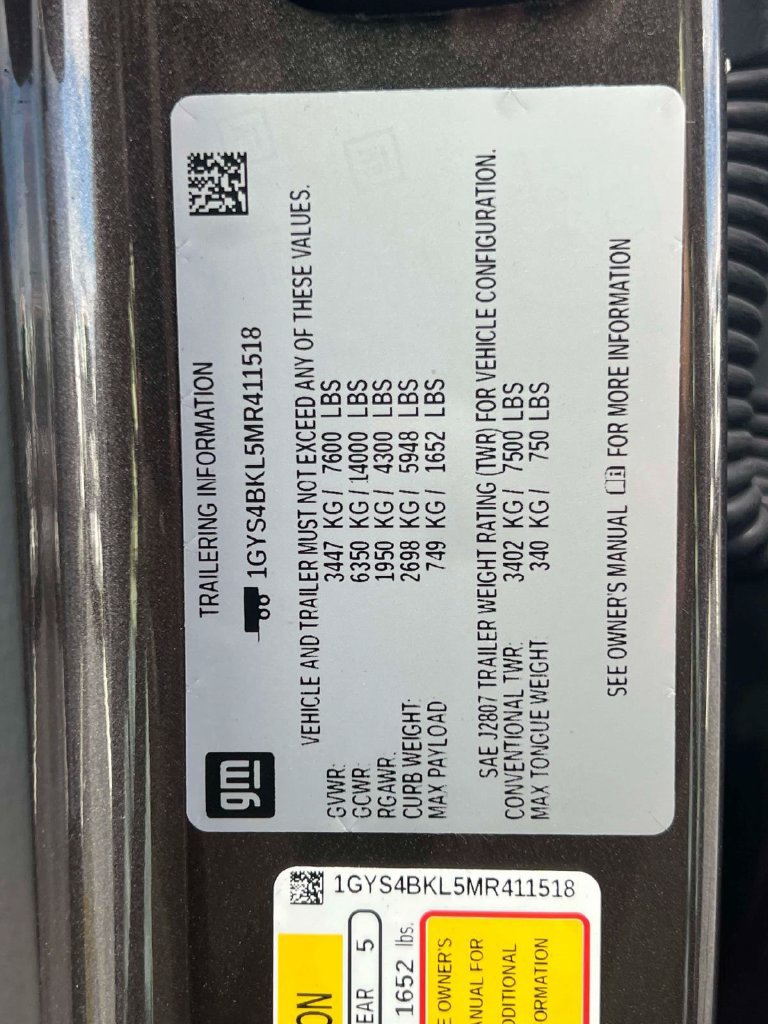 Used 2021 Cadillac Escalade Premium Luxury AWD/4WD image 23