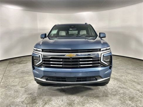 Used 2025 Chevrolet Tahoe LT w/ Sun And Tow Package image 3