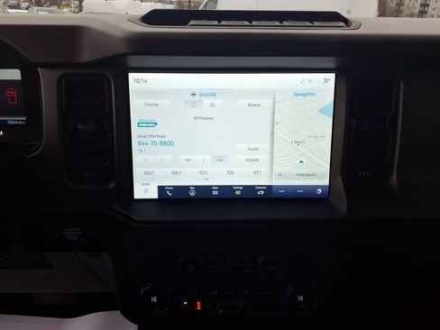 Used 2023 Ford Bronco Outer Banks w/ Sasquatch Package image 24