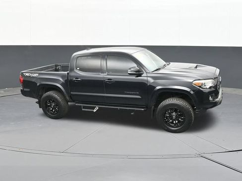 Used 2019 Toyota Tacoma TRD Sport w/ Technology Package AWD/4WD image 61