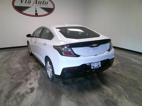 Used 2018 Chevrolet Volt LT w/ LT Driver Confidence Package image 9