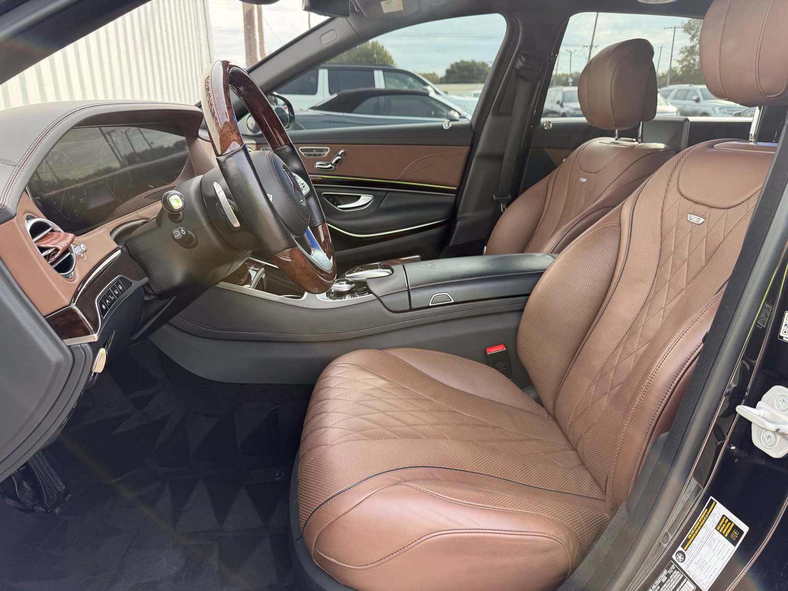 Used 2018 Mercedes-Benz Maybach S 650 image 27