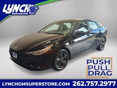 Used 2023 Hyundai Elantra SEL w/ Cargo Package