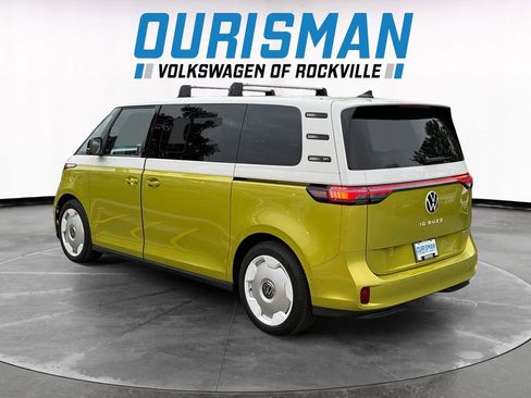 New 2025 Volkswagen ID. Buzz 1st Edition image 4