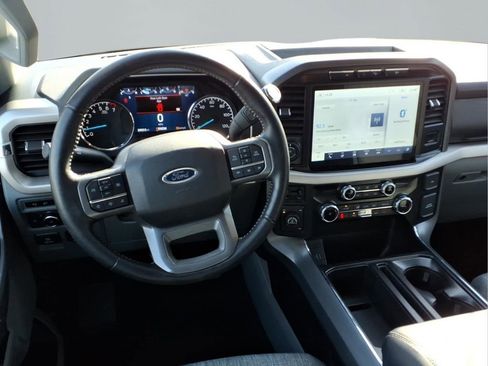 Used 2022 Ford F150 XLT w/ Equipment Group 302A High image 4