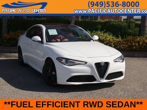 Used 2019 Alfa Romeo Giulia RWD image 1