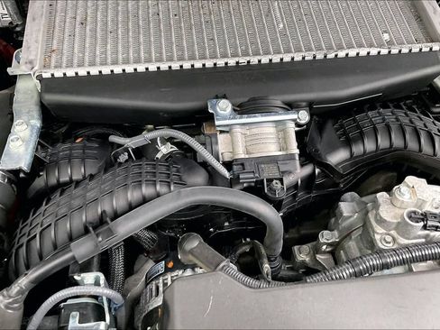 Certified 2025 Subaru Ascent Premium AWD/4WD image 36