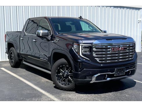 Used 2024 GMC Sierra 1500 Denali AWD/4WD image 2