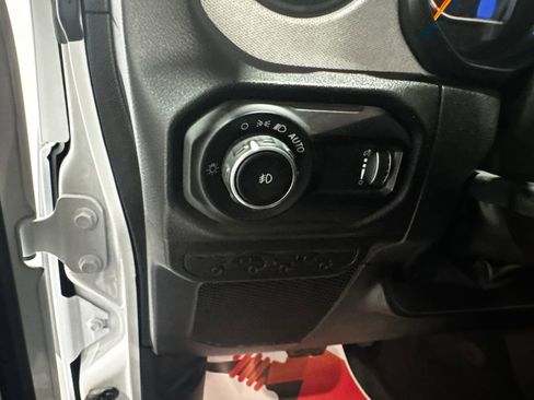 Used 2025 Jeep Wrangler Unlimited Sport AWD/4WD image 39