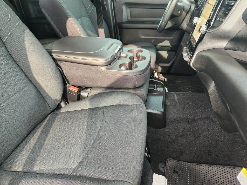 New 2026 RAM 3500 Tradesman AWD/4WD image 11