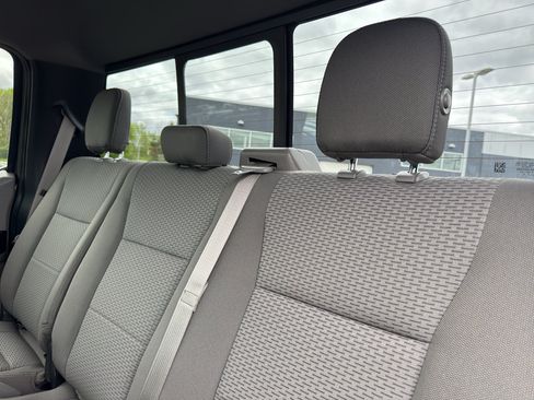 Used 2019 Ford F150 XLT w/ Equipment Group 302A Luxury AWD/4WD image 34