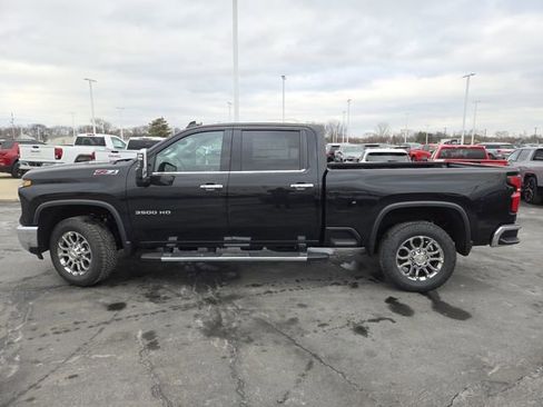 New 2026 Chevrolet Silverado 3500 LTZ w/ LTZ Premium Package AWD/4WD image 26