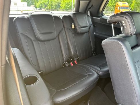 Used 2017 Mercedes-Benz GLS 450 4MATIC image 40