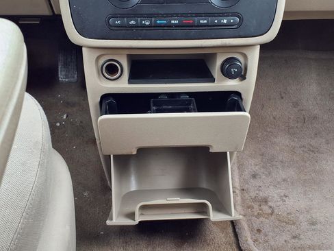 Used 2004 Mercury Monterey Convenience image 12