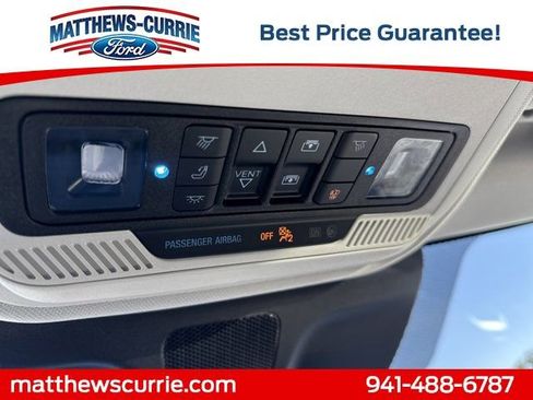 New 2025 Ford Expedition Active image 24