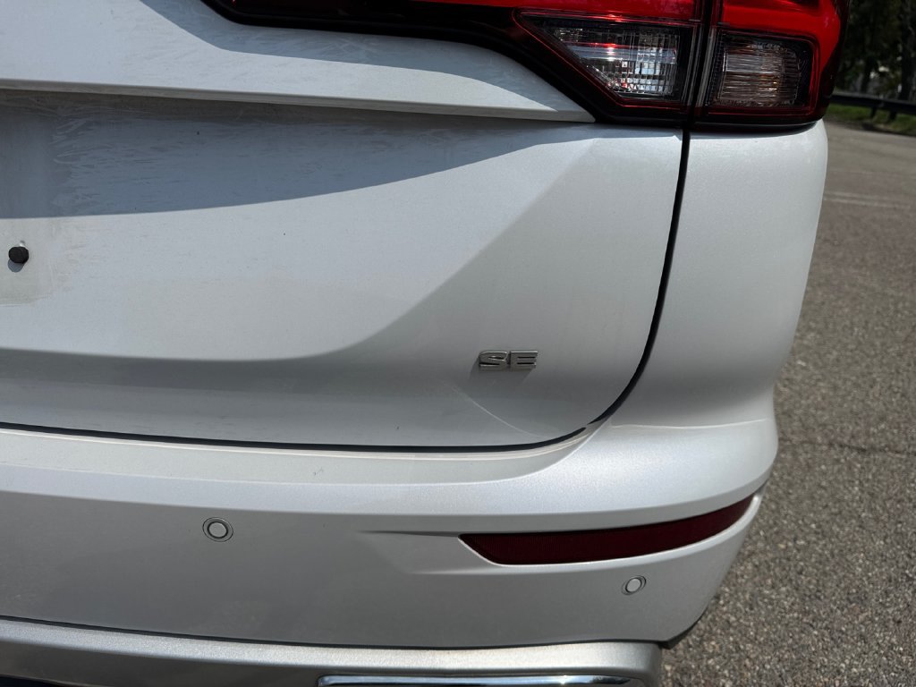 Used 2022 Mitsubishi Outlander SE AWD/4WD image 33