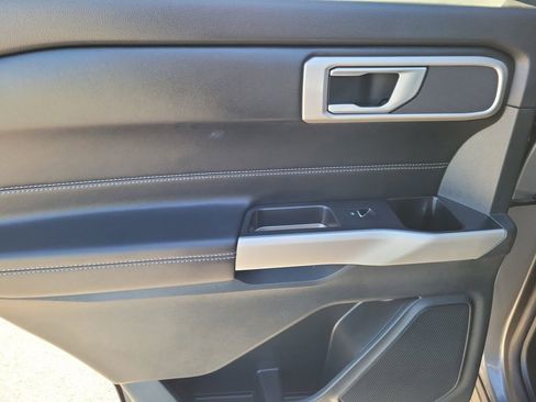 Used 2023 Ford Explorer XLT w/ Equipment Group 202A image 17