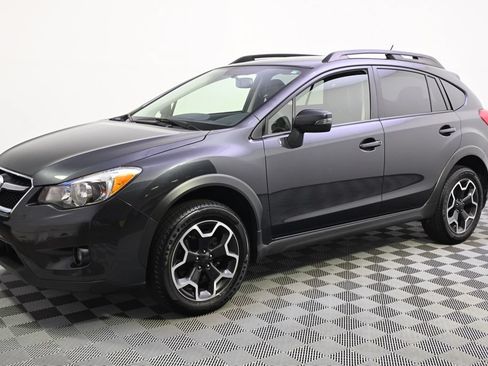 Used 2015 Subaru Crosstrek 2.0i Limited w/ Popular Package #2 AWD/4WD image 2