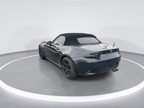 Used 2021 MAZDA MX-5 Miata Sport image 7