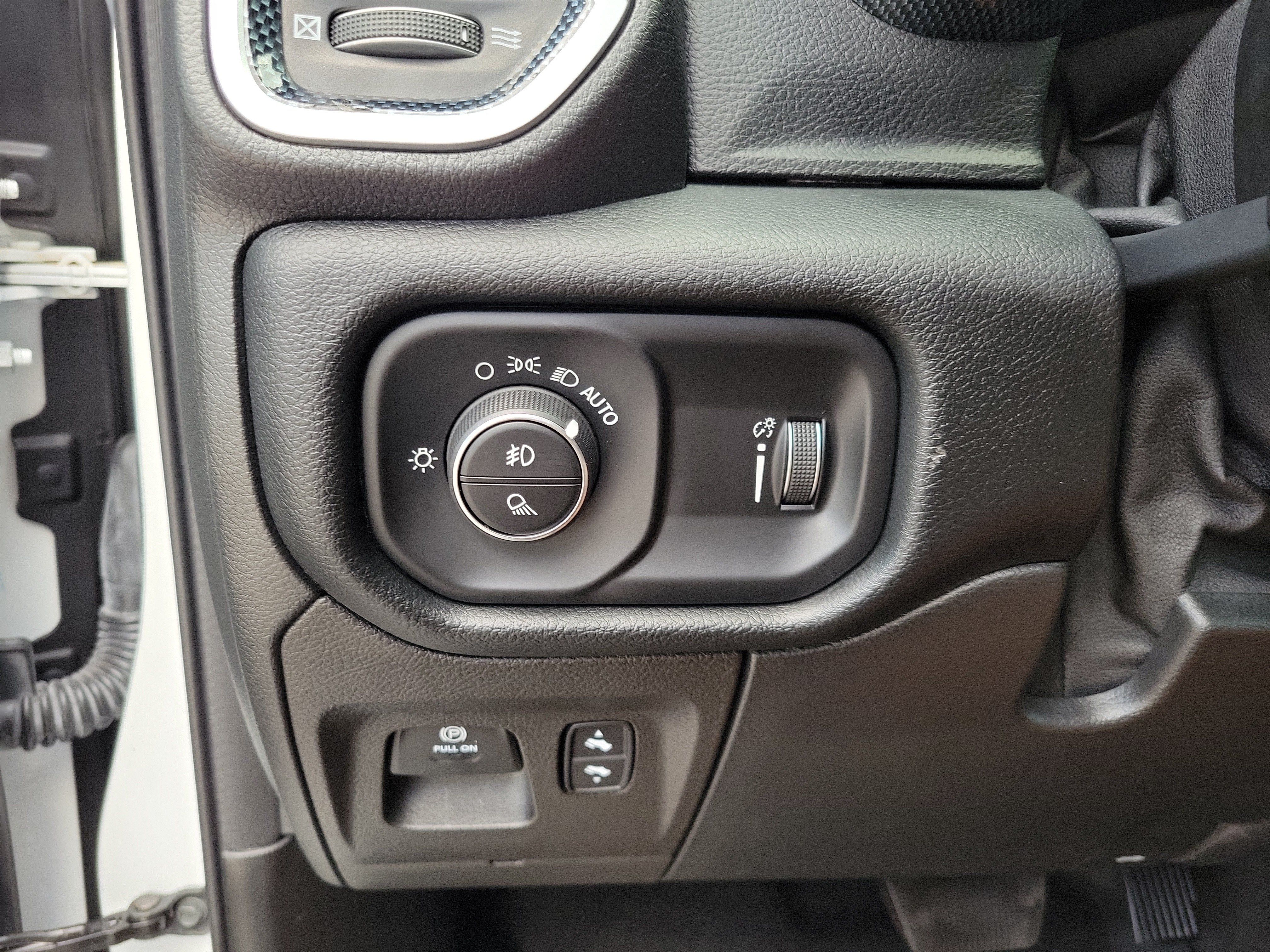 Used 2022 RAM 1500 Big Horn AWD/4WD image 21