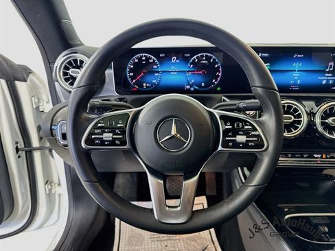 Used 2020 Mercedes-Benz CLA 250 image 12
