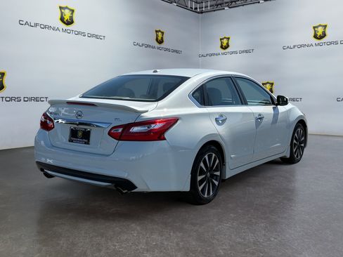 Used 2016 Nissan Altima 2.5 SL w/ 2.5 Technology w/LED Package FWD image 5