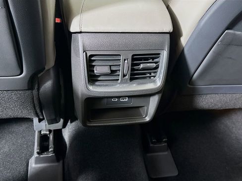 Certified 2025 INFINITI QX50 Luxe w/ Accent Package image 31