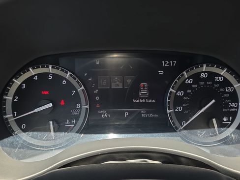 Used 2021 Toyota Highlander Platinum AWD/4WD image 20