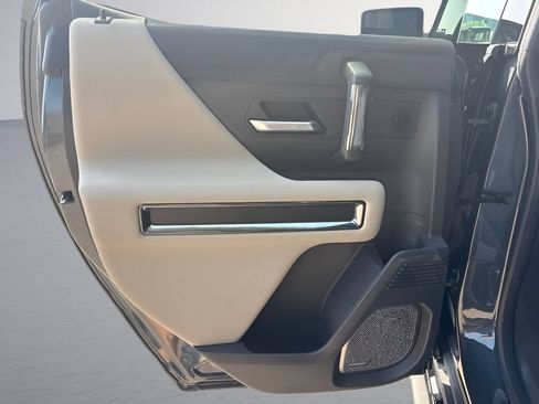 Used 2026 GMC Hummer EV 4x4 Crew Cab w/ Extreme Off-Road Package image 31