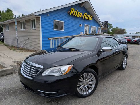 Used 2011 Chrysler 200 Limited FWD image 13