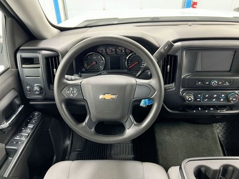 Used 2016 Chevrolet Silverado 1500 Custom w/ Custom Convenience Package image 11