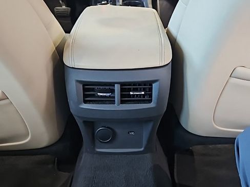 Used 2023 Cadillac CT5 Luxury image 17