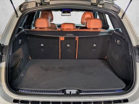 Certified 2025 Mercedes-Benz GLC 300 image 10