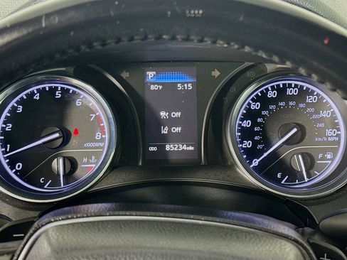 Used 2020 Toyota Camry SE image 16