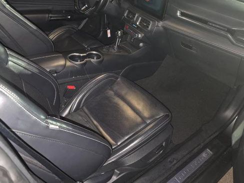 Used 2024 Ford Mustang Premium image 6