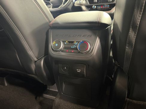 Used 2025 Ford Explorer ST image 24
