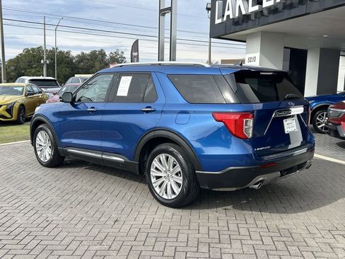 Used 2022 Ford Explorer Limited w/ Limited Technology Package image 4