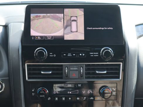 Used 2024 Nissan Armada Platinum w/ Captain's Chairs Package image 16