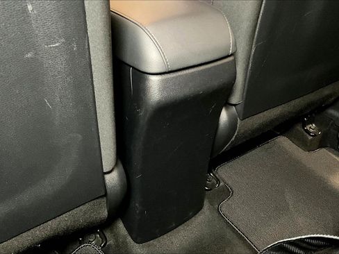 Used 2023 Kia Soul LX w/ Option Group 015 FWD image 11