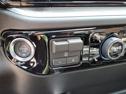 New 2026 Chevrolet Silverado 2500 High Country w/ High Country Premium Package AWD/4WD image 22